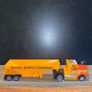 VTG 80s TYCO US Trucking Gravel Supply Tractor Trailer slot car. 7 inches.